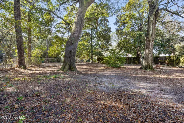$349,500 | 5808 Ridge Road, Ocean Springs, MS 39564