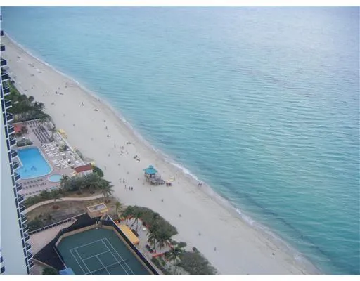 $7,500 | 19111 Collins Avenue, Unit 2807, Sunny Isles Beach, FL 33160