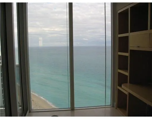 $7,500 | 19111 Collins Avenue, Unit 2807, Sunny Isles Beach, FL 33160