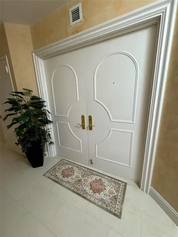 $7,500 | 19111 Collins Avenue, Unit 2807, Sunny Isles Beach, FL 33160