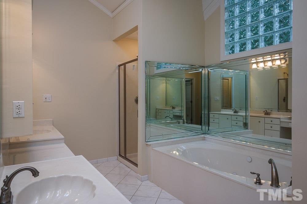 3417 Huckabay Circle Raleigh, NC 27612 - Photo 13 of 25 Gallery Image 13