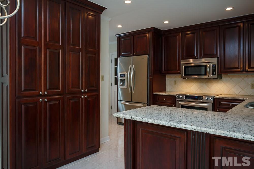 3417 Huckabay Circle Raleigh, NC 27612 - Photo 8 of 25 Gallery Image 8