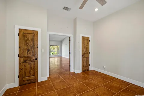 $785,000 | 145 Valley Home Road North, Comfort, TX 78013