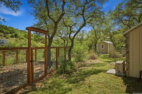 $785,000 | 145 Valley Home Road North, Comfort, TX 78013