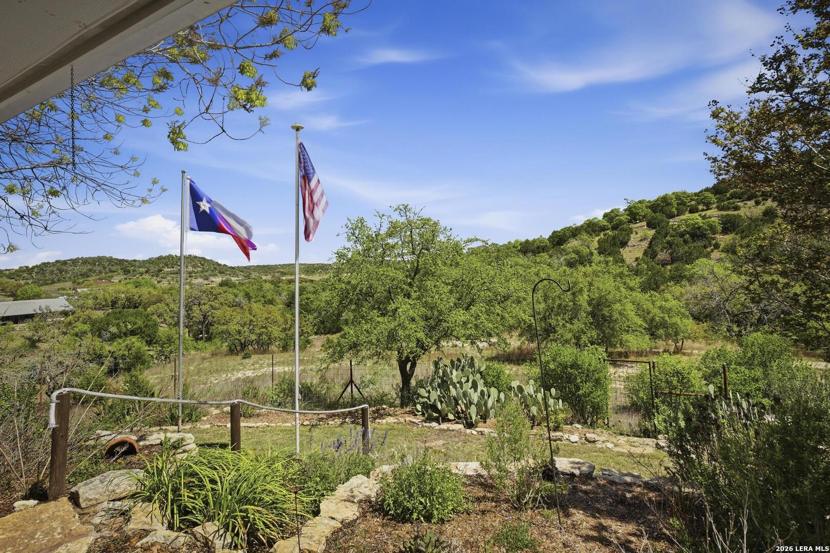 145 Valley Home Road North Comfort, TX 78013 - Photo 4 of 29