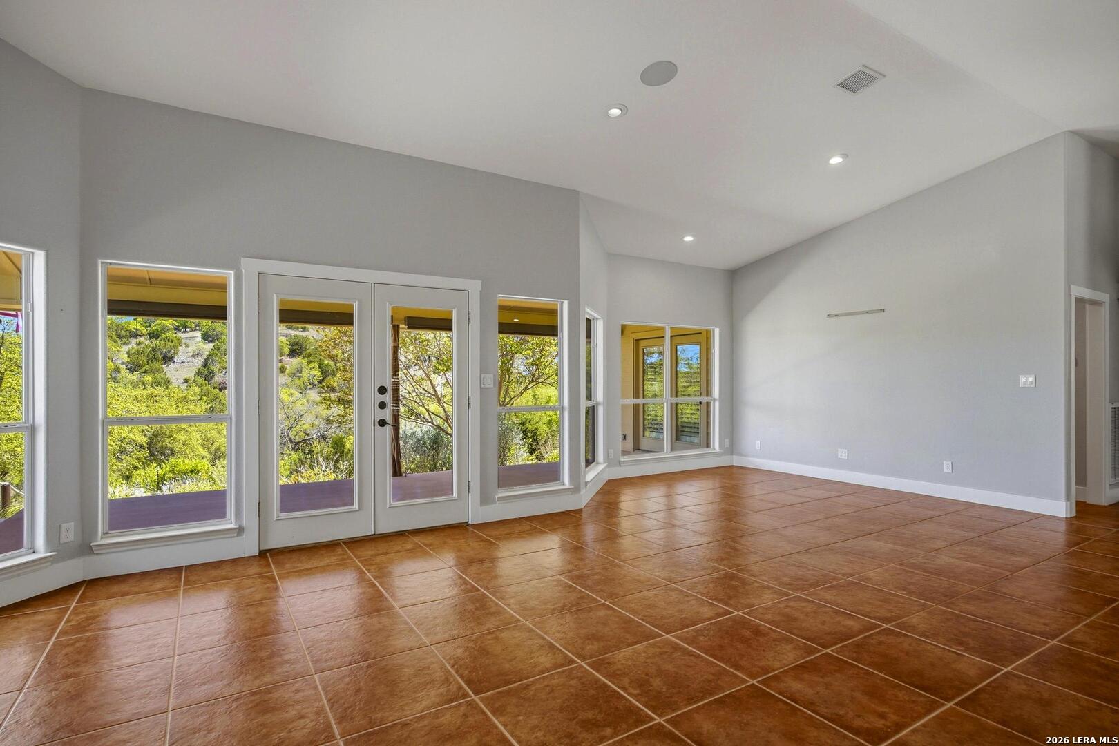 145 Valley Home Road North Comfort, TX 78013 - Photo 9 of 29