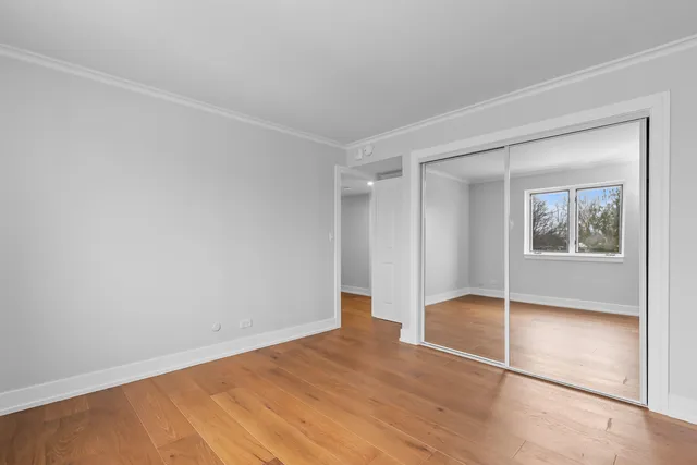 $349,900 | 2086 St Johns Avenue, Unit 306, Highland Park, IL 60035