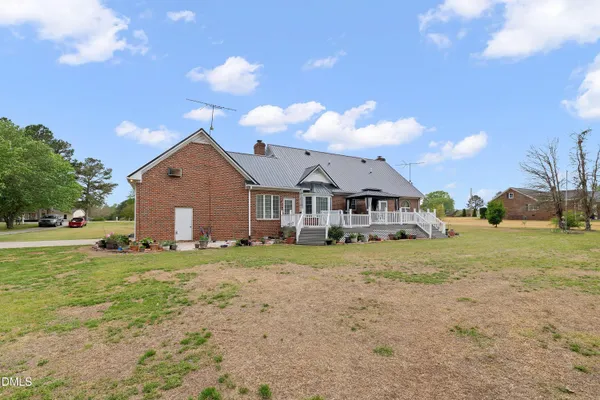 $500,000 | 6314 Old Davis Road, Sims, NC 27880