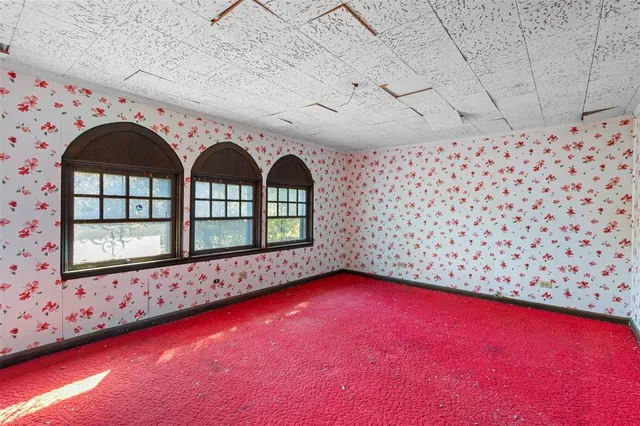 $299,900 | 511 Highland Avenue, Waxahachie, TX 75165