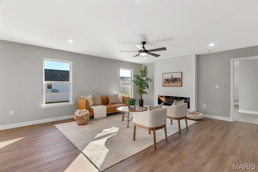 421 George Bush Boulevard Troy, IL 62294 - Photo 14 of 47