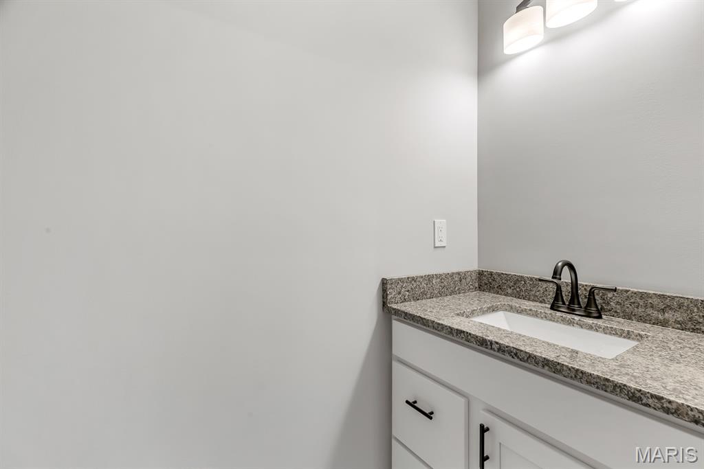 421 George Bush Boulevard Troy, IL 62294 - Photo 21 of 47