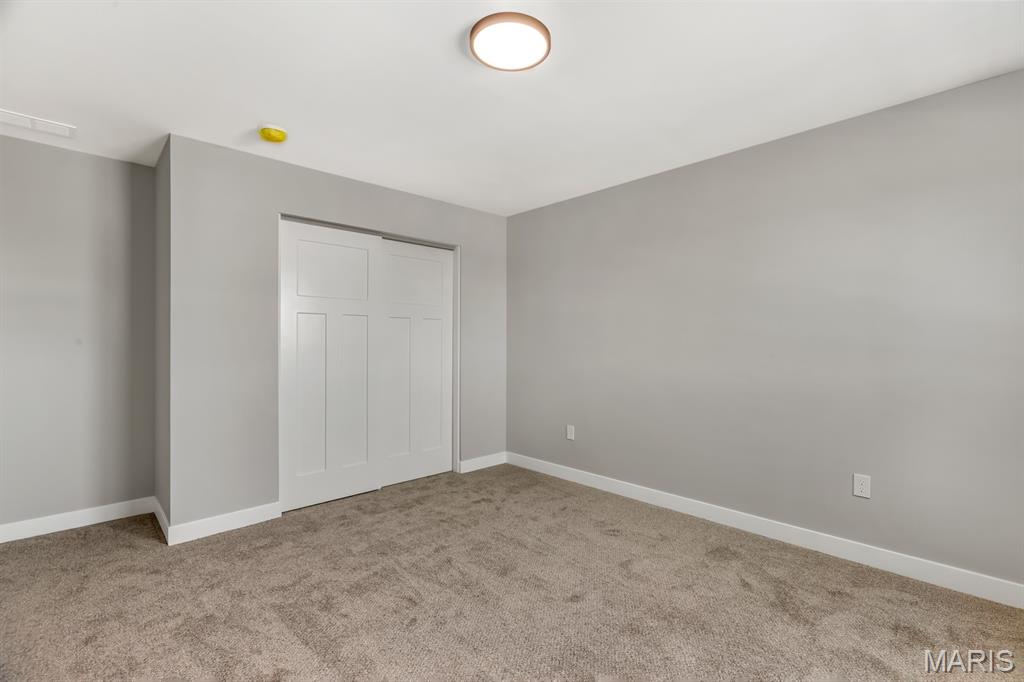 421 George Bush Boulevard Troy, IL 62294 - Photo 28 of 47