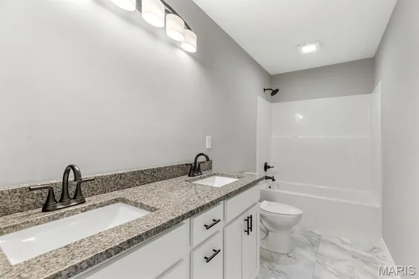 $597,900 | 421 George Bush Boulevard, Troy, IL 62294