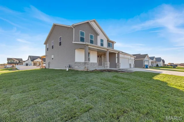 $597,900 | 421 George Bush Boulevard, Troy, IL 62294