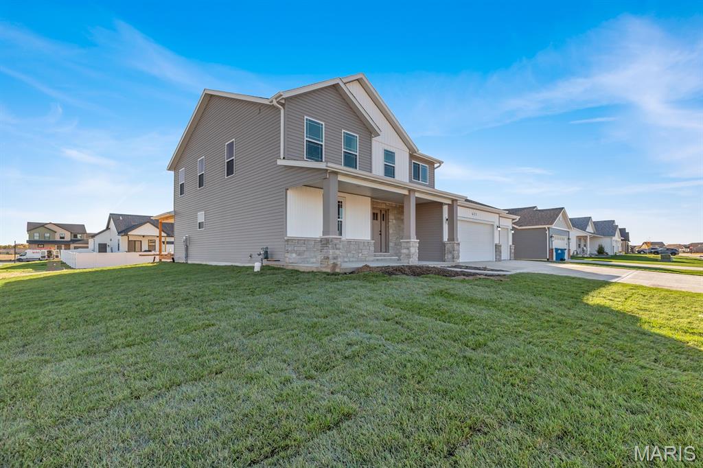 421 George Bush Boulevard Troy, IL 62294 - Photo 3 of 47