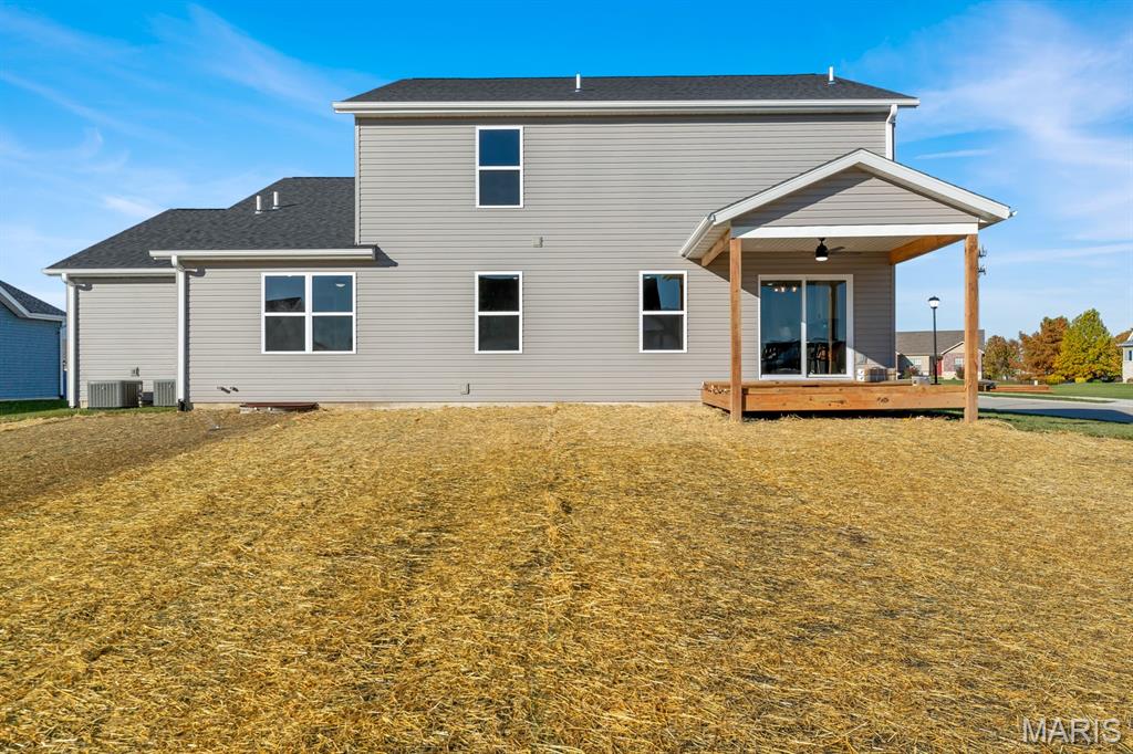 421 George Bush Boulevard Troy, IL 62294 - Photo 40 of 47