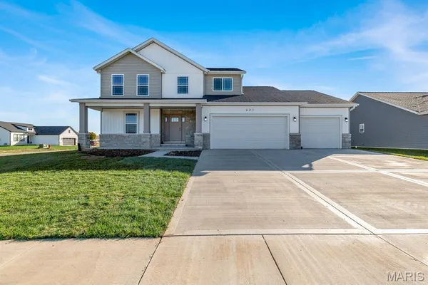 $597,900 | 421 George Bush Boulevard, Troy, IL 62294