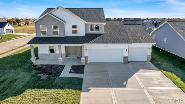 $597,900 | 421 George Bush Boulevard, Troy, IL 62294