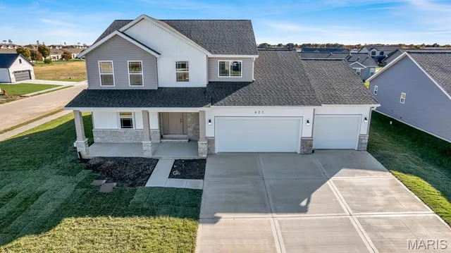 $597,900 | 421 George Bush Boulevard, Troy, IL 62294