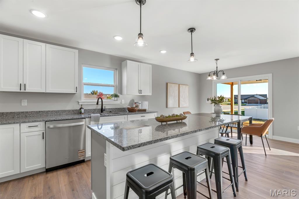 421 George Bush Boulevard Troy, IL 62294 - Photo 7 of 47