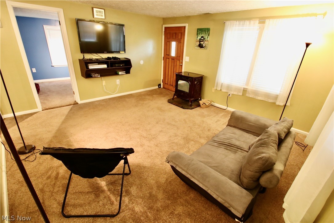 18179 Mumford Road Burton, OH 44021 - Photo 7 of 25