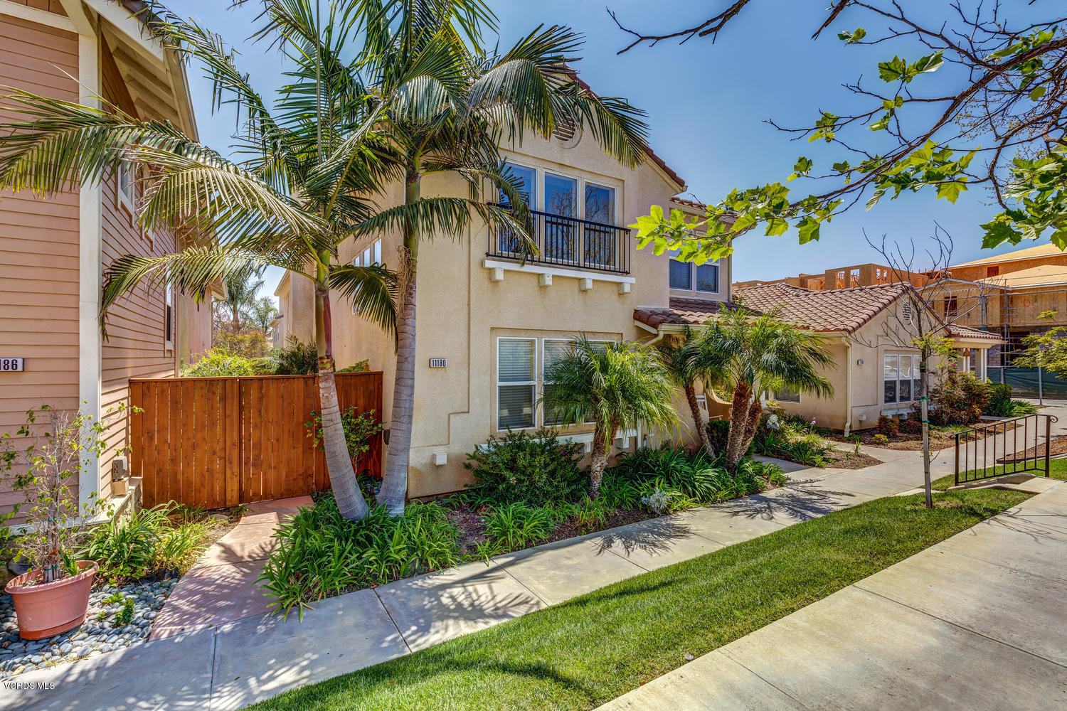 11180 Darling Road Ventura, CA 93004 - Photo 5 of 57 11180 Darling Rd Ventura CA-large-003-24
