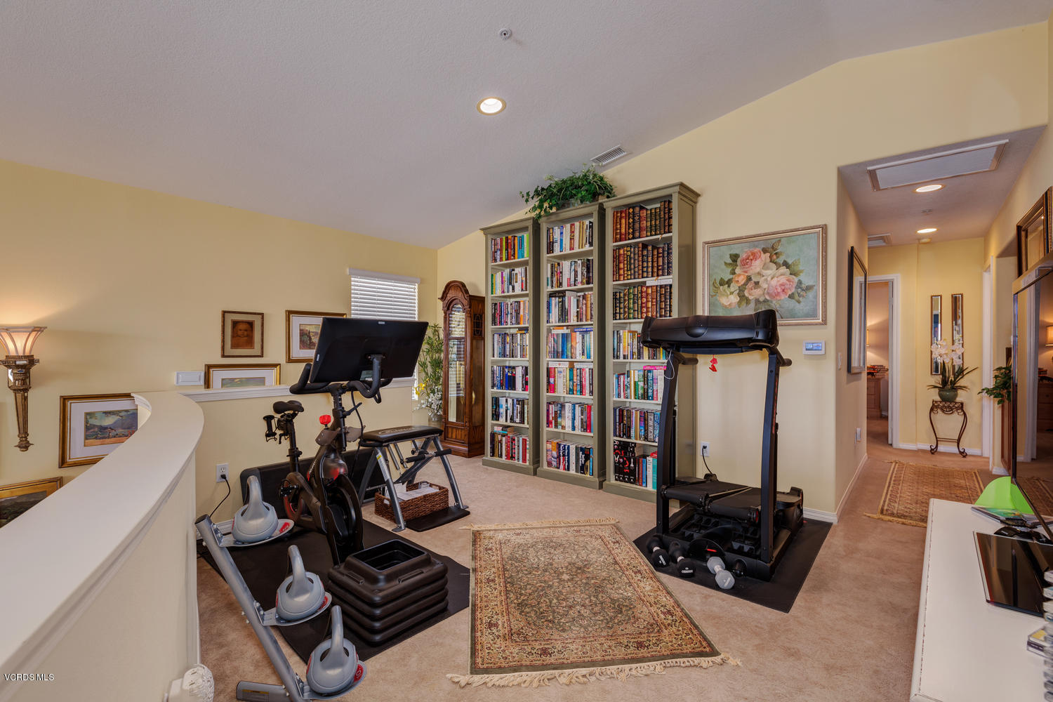 11180 Darling Road Ventura, CA 93004 - Photo 42 of 57 11180 Darling Rd Ventura CA-large-026-32