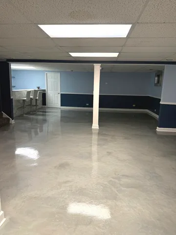 $4,250 | 17312 Valley View Drive, Tinley Park, IL 60477