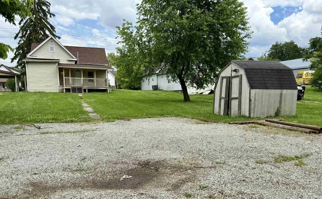 $189,900 | 921 Lincoln Avenue, Bedford, IN 47421