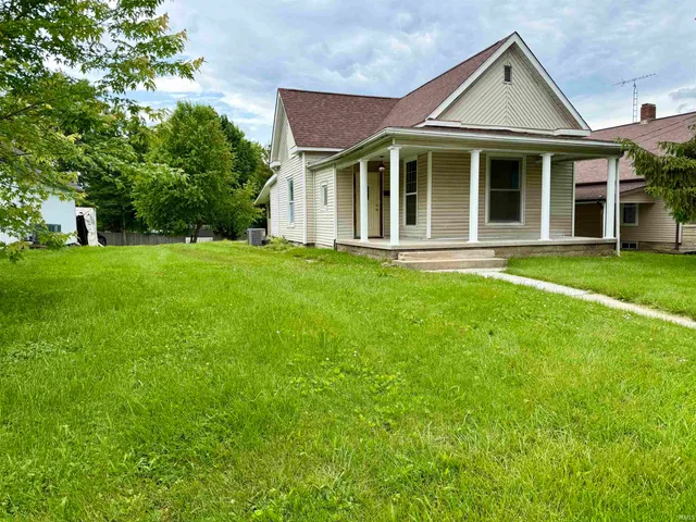 $189,900 | 921 Lincoln Avenue, Bedford, IN 47421