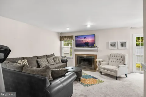 $410,000 | 679A Rose Hollow Drive, Yardley, PA 19067
