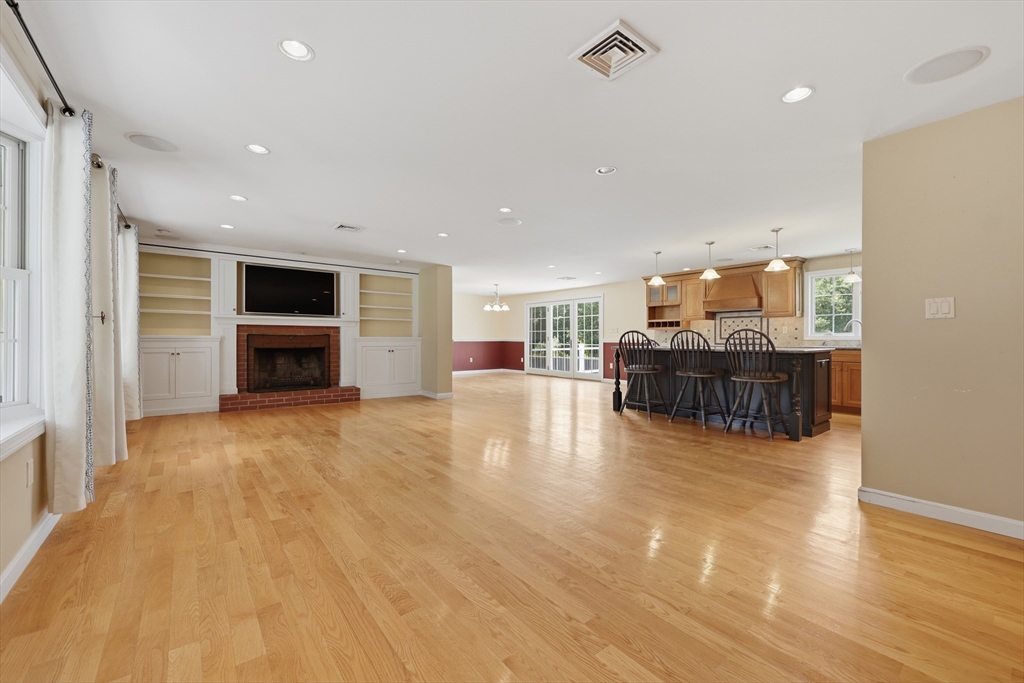 361 County Road Hanson, MA 02341 - Photo 16 of 42 Gallery Image 16