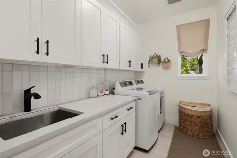 $850,000 | 5672 Garibaldi Way, Blaine, WA 98230