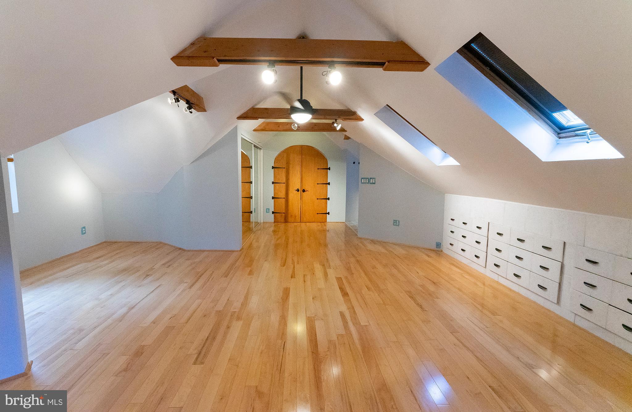 1308 Oxmead Road Burlington, NJ 08016 - Photo 22 of 38 master bedroom