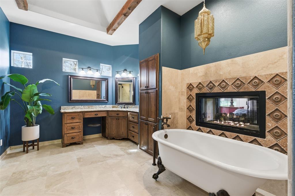 129 Trinity Bluffs Road Aledo, TX 76008 - Photo 15 of 40