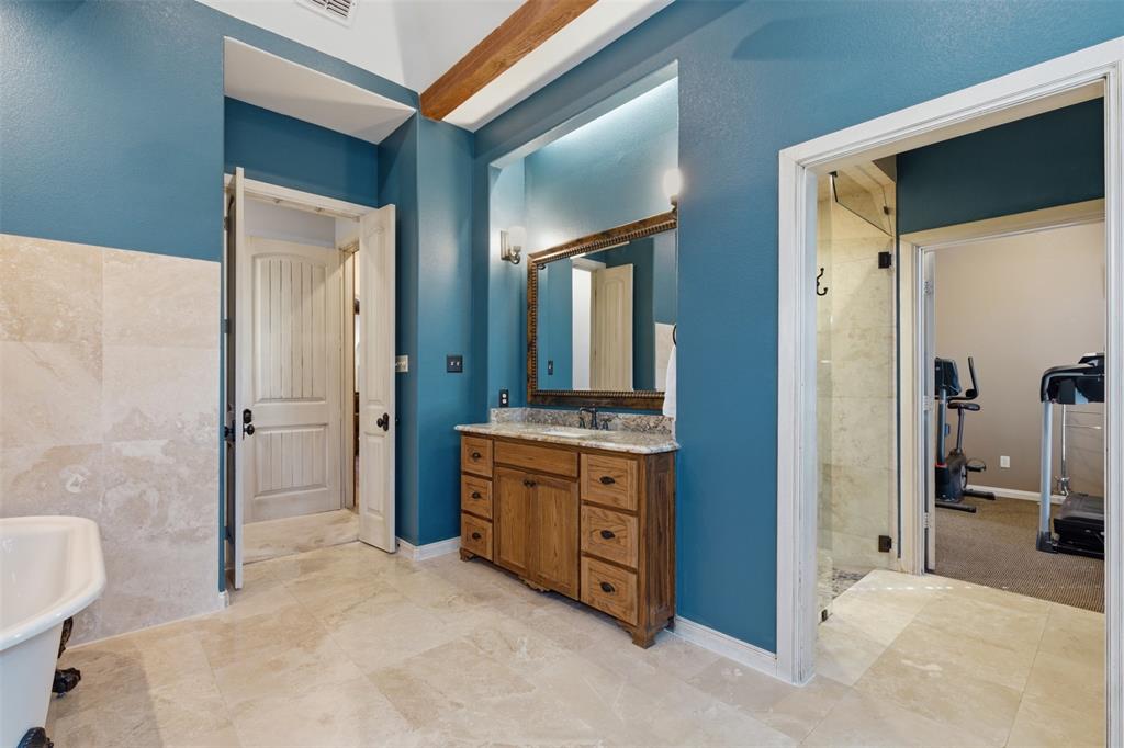 129 Trinity Bluffs Road Aledo, TX 76008 - Photo 16 of 40