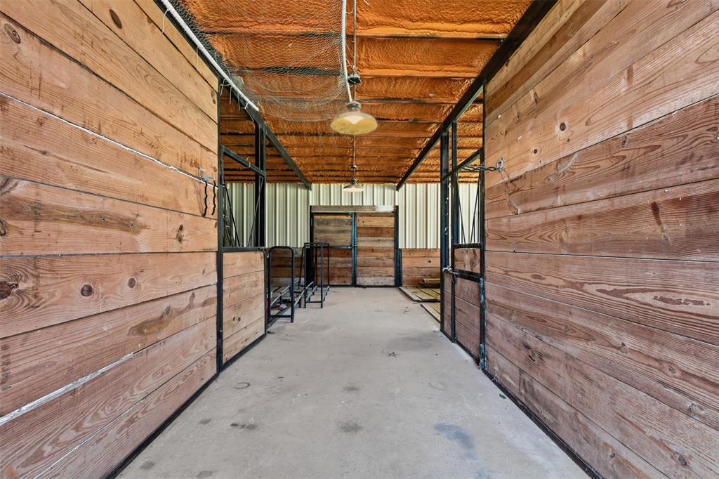 129 Trinity Bluffs Road Aledo, TX 76008 - Photo 33 of 40