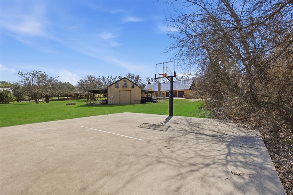 129 Trinity Bluffs Road Aledo, TX 76008 - Photo 35 of 40