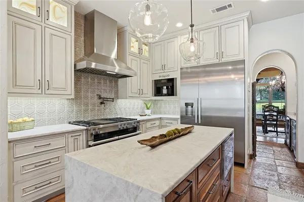 $2,648,000 | 129 Trinity Bluffs Road, Aledo, TX 76008