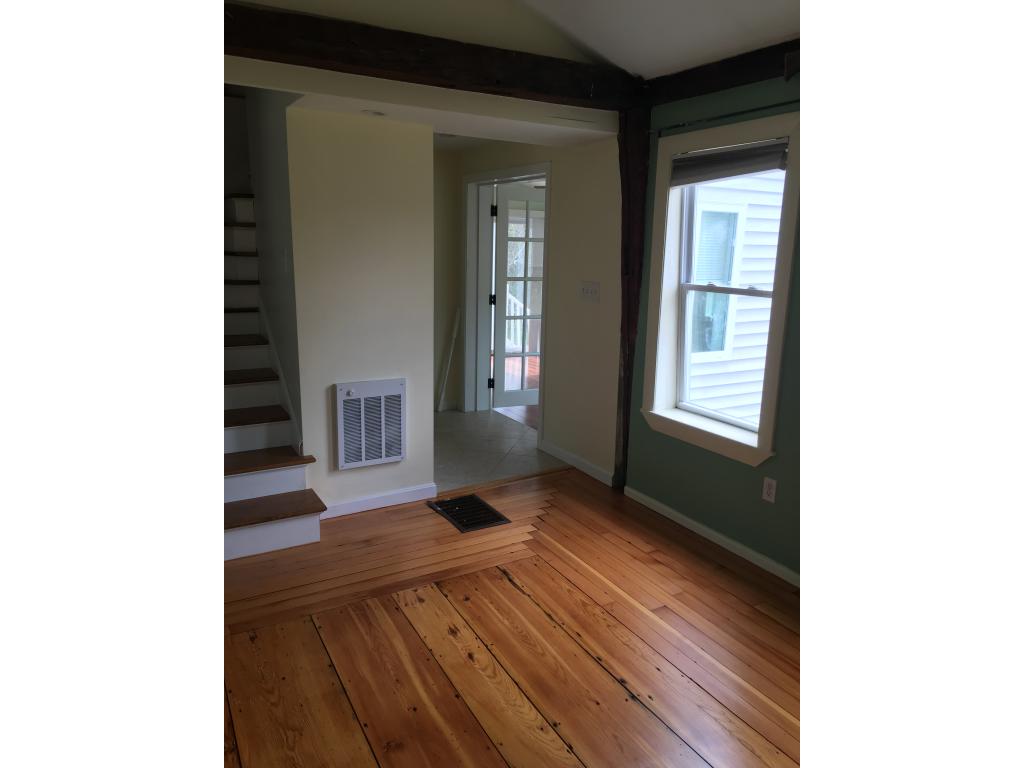 141 Page Road Litchfield, NH 03052 - Photo 6 of 15