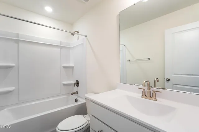 $309,900 | 257 Pecan Vly Way, Four Oaks, NC 27524