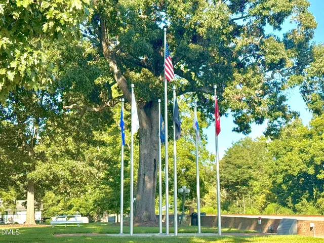 $309,900 | 257 Pecan Vly Way, Four Oaks, NC 27524