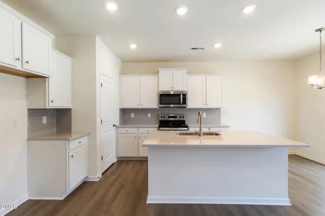 $309,900 | 257 Pecan Vly Way, Four Oaks, NC 27524