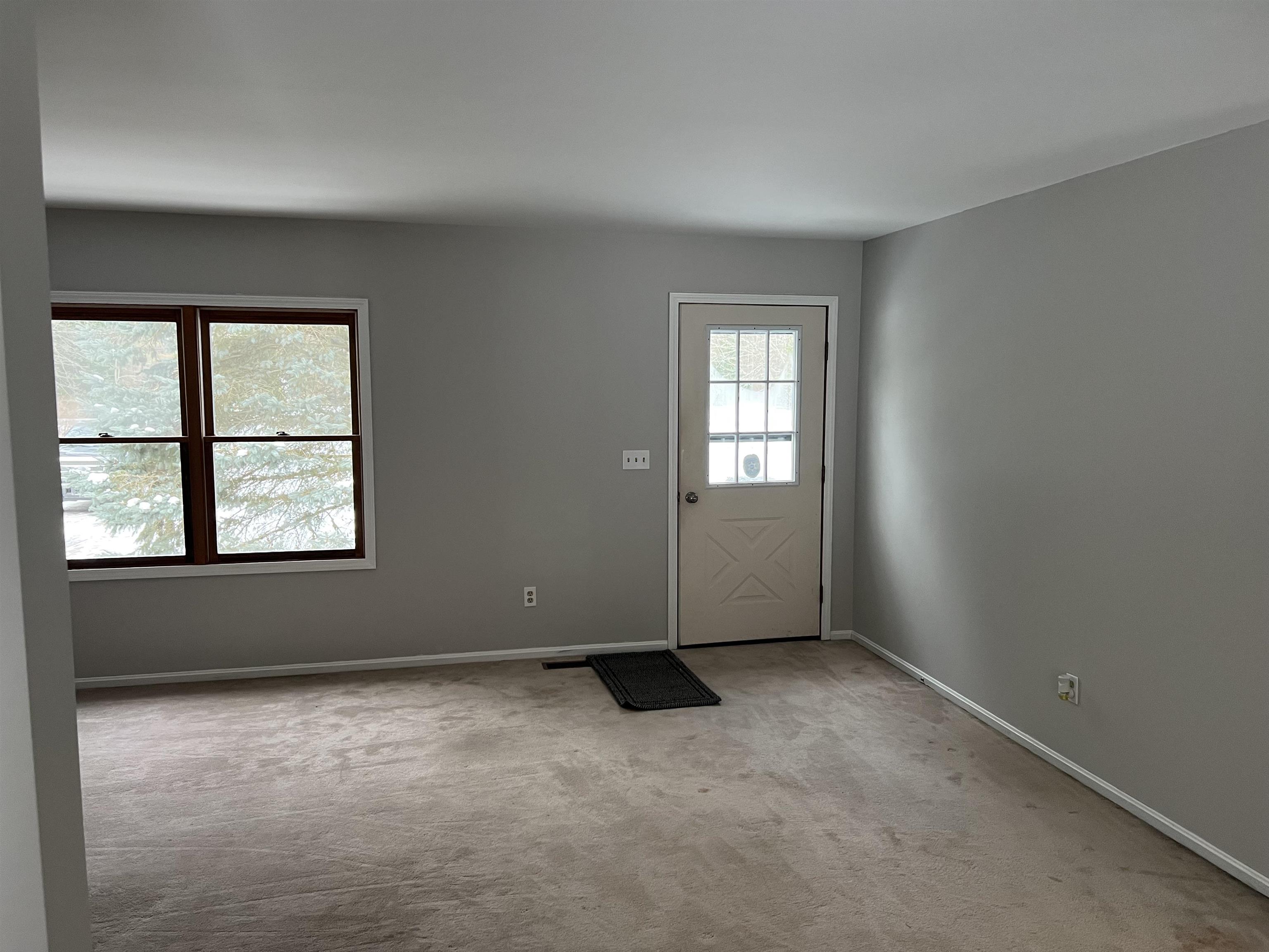 14466 North Lewis Road Clio, MI 48420 - Photo 6 of 18 50096373-5.JPG