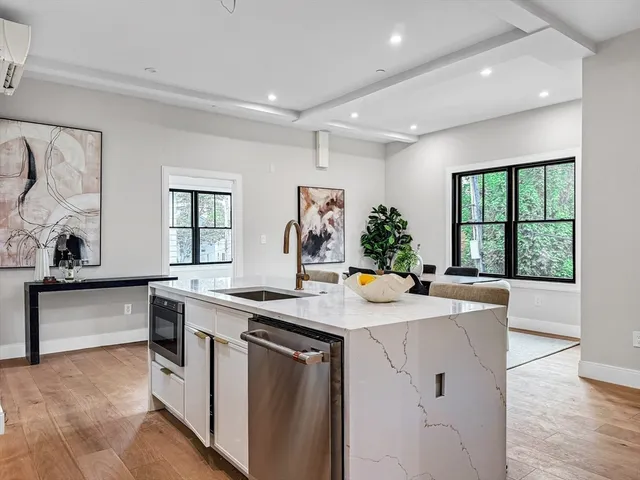 $1,899,000 | 1 Marion Street, Unit 4, Cambridge, MA 02141