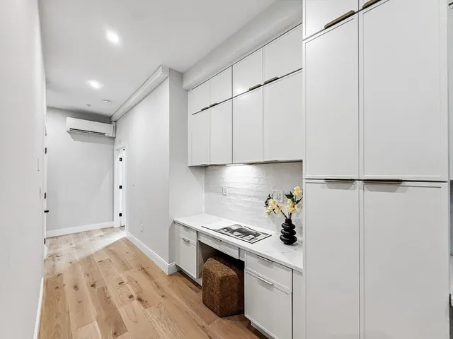 $1,899,000 | 1 Marion Street, Unit 4, Cambridge, MA 02141