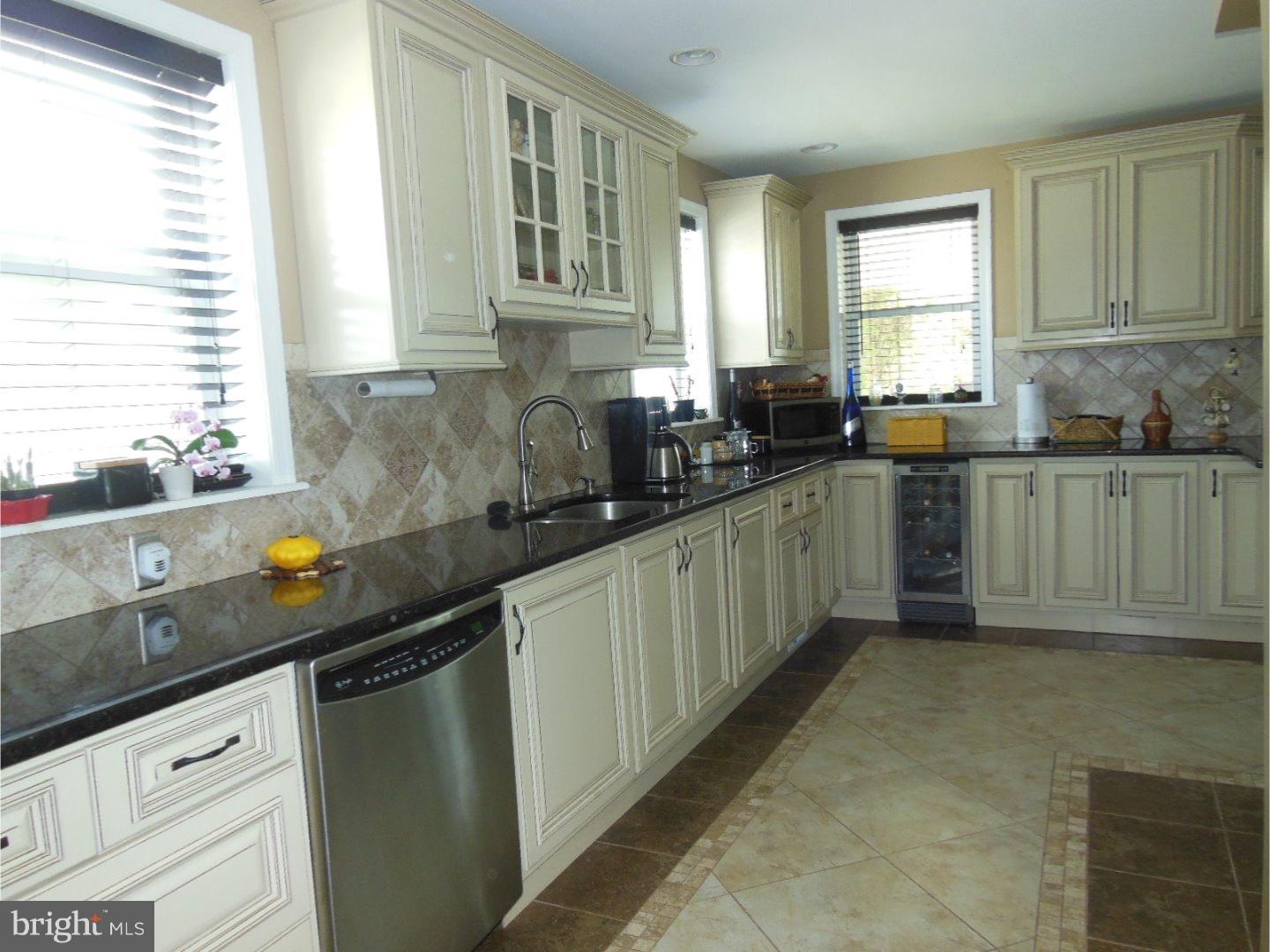 9200 Wesleyan Road Philadelphia, PA 19114 - Photo 8 of 24 Gallery Image 8