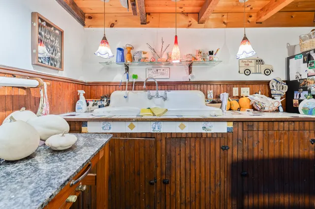 $359,900 | 60 Highway 41, Winthrop, ME 04364