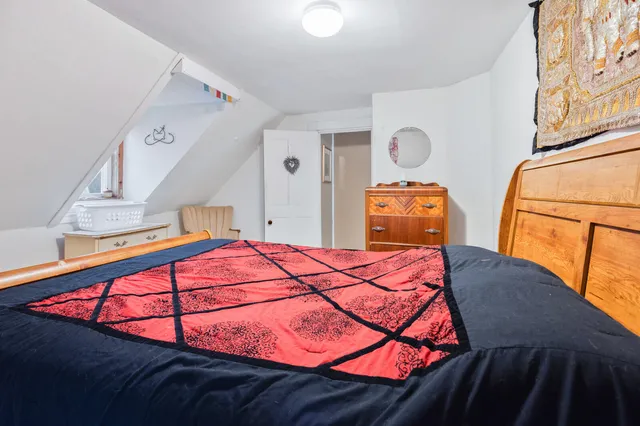 $359,900 | 60 Highway 41, Winthrop, ME 04364