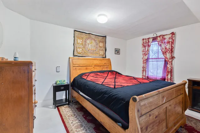 $359,900 | 60 Highway 41, Winthrop, ME 04364